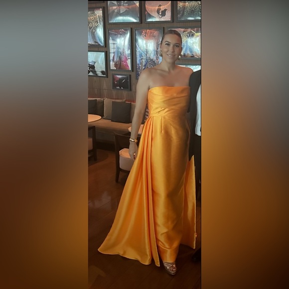 Solace London - The Tiffany Maxi Dress in Mustard - Picture 7 of 7